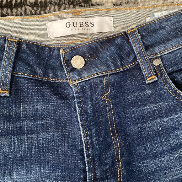 Like New - Men’s Guess Skinny Jeans 33/32 Worn Once - Picture 4 of 8
